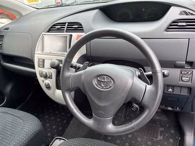TOYOTA RACTIS