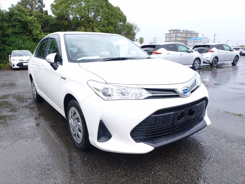 TOYOTA COROLLA AXIO