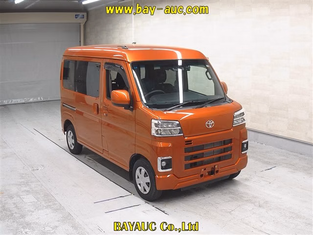 TOYOTA PIXIS VAN