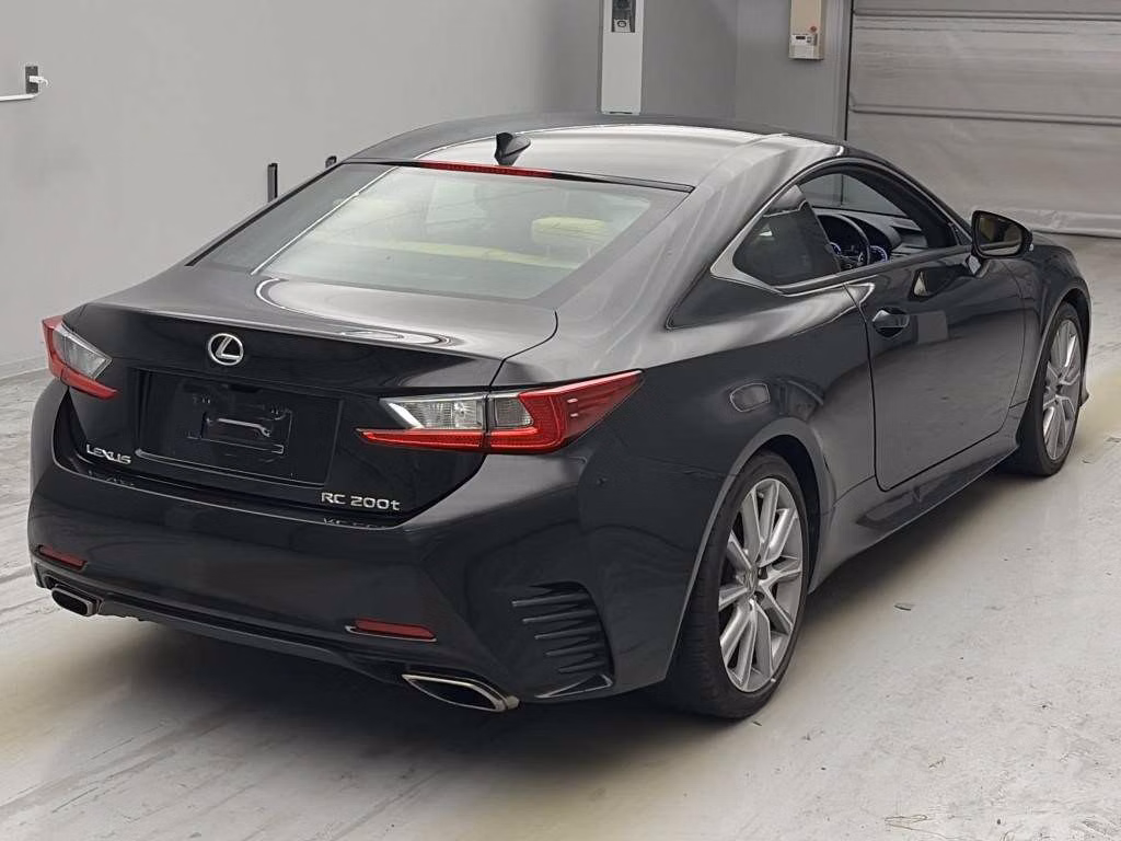 LEXUS RC200T