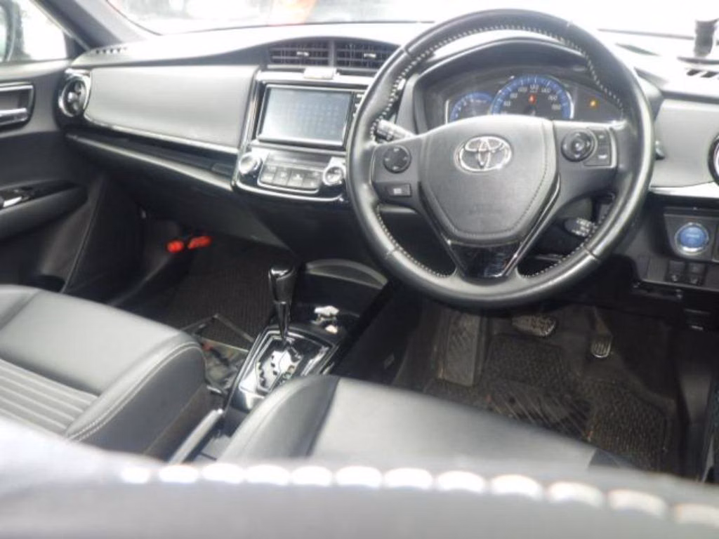 TOYOTA COROLLA FIELDER