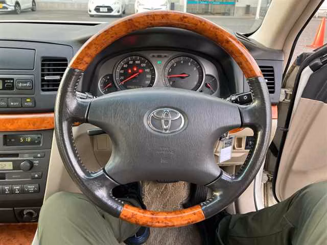 TOYOTA MARK II