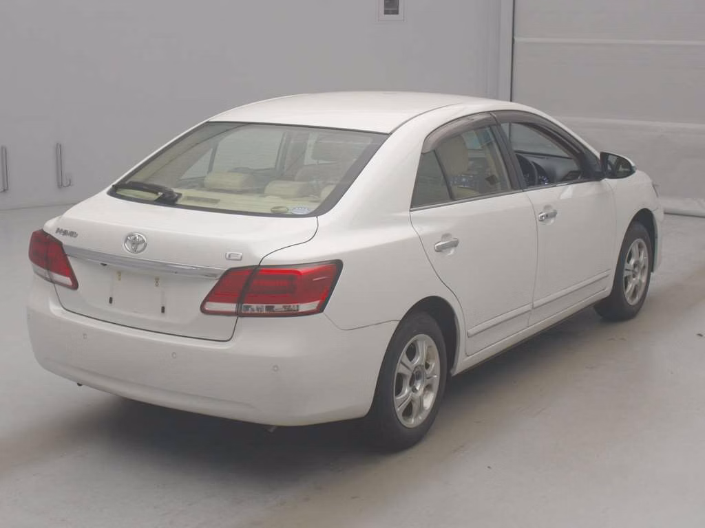 TOYOTA PREMIO