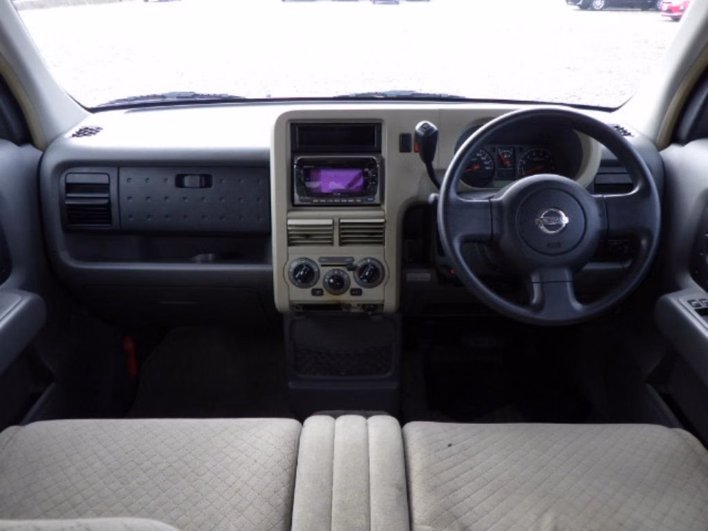 NISSAN CUBE