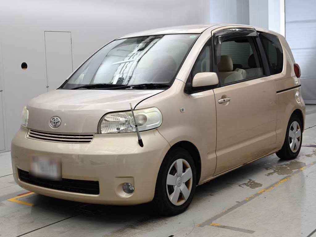 TOYOTA PORTE