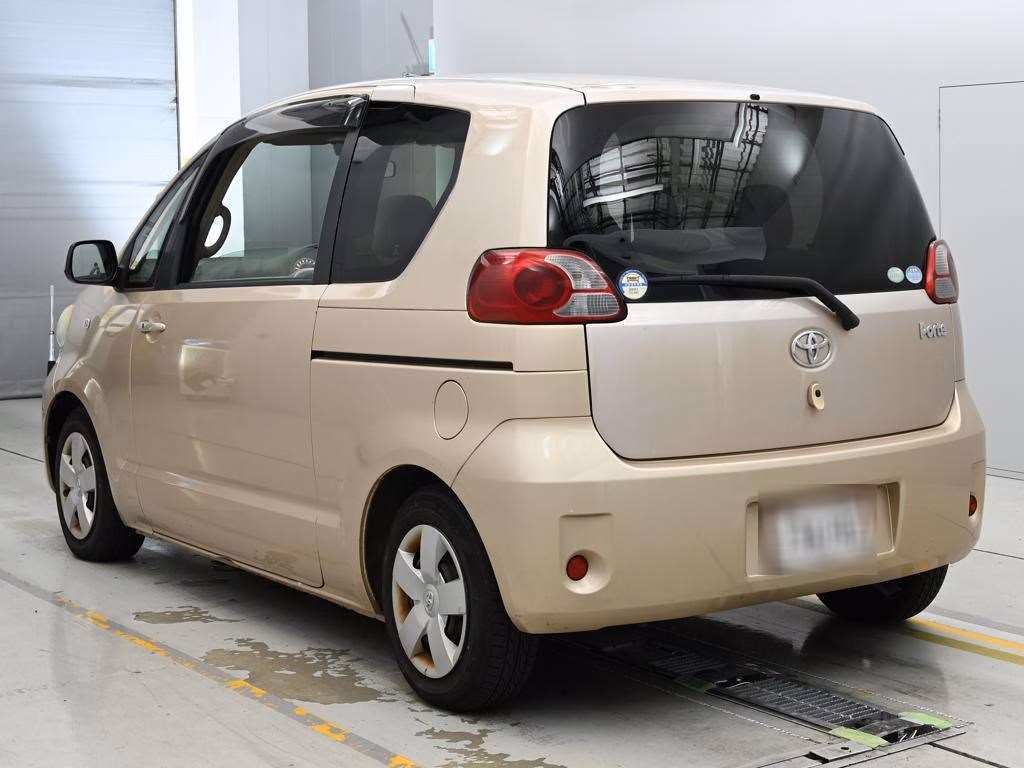 TOYOTA PORTE