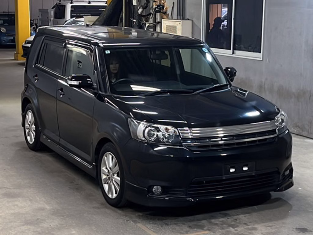 Toyota Corolla Rumion