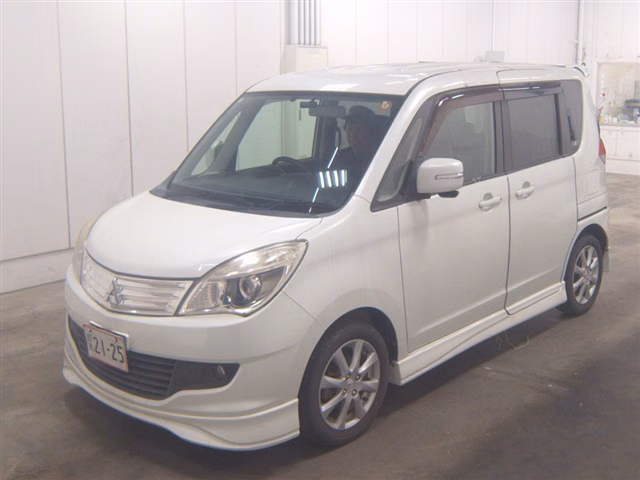 Mitsubishi Delica D:2