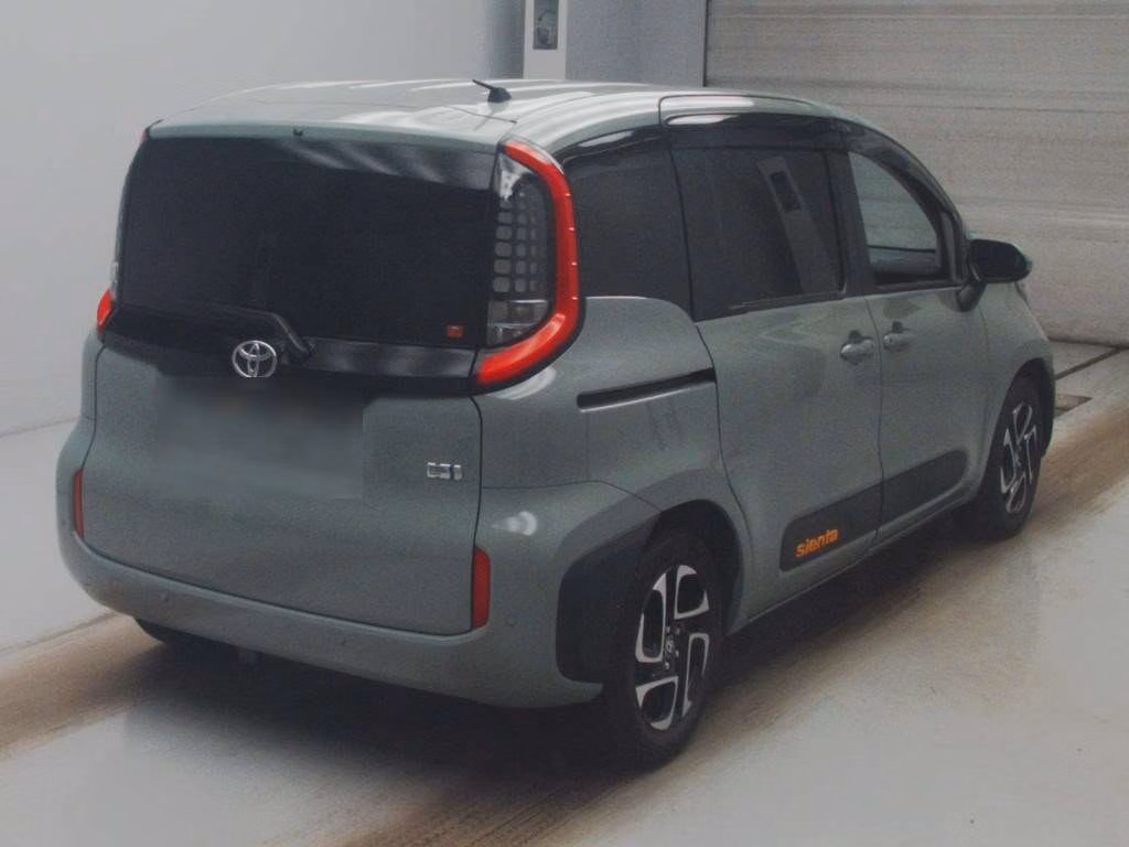 TOYOTA SIENTA