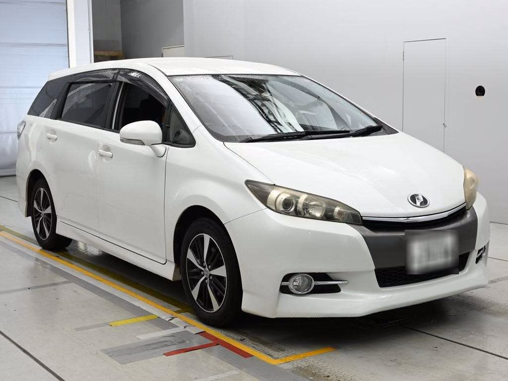 TOYOTA WISH