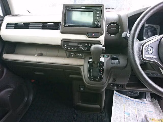 HONDA N-WGN