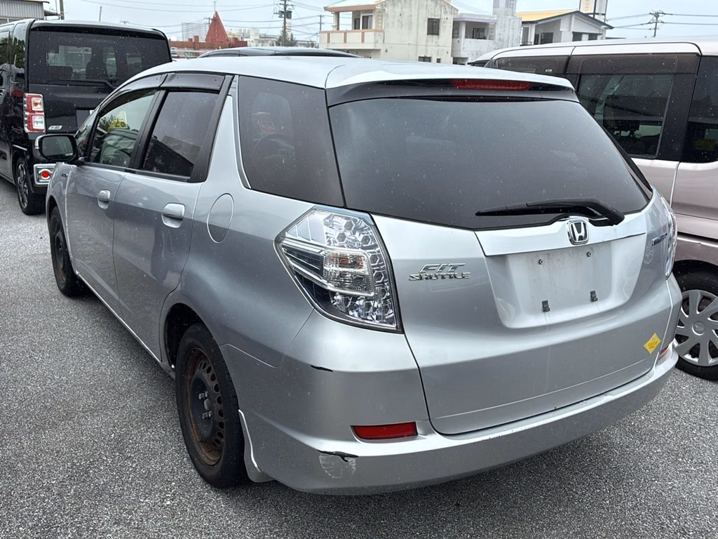 HONDA FIT SHUTTLE