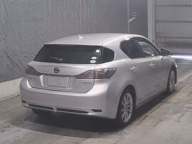 LEXUS CT200H