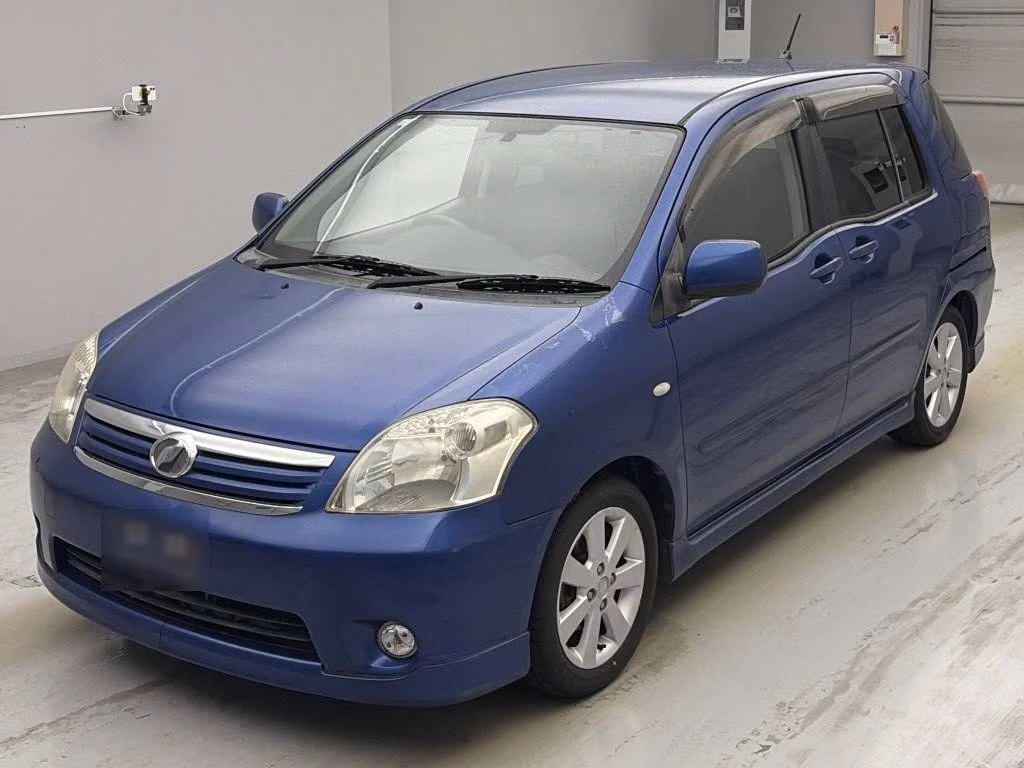 TOYOTA RAUM