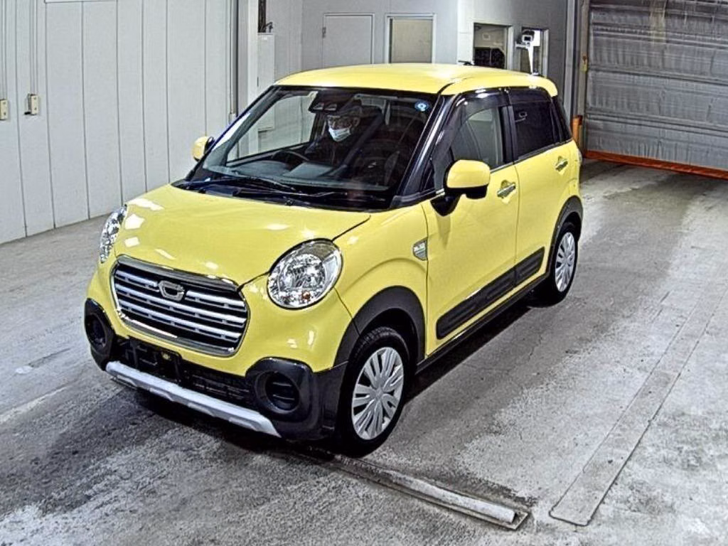 DAIHATSU CAST