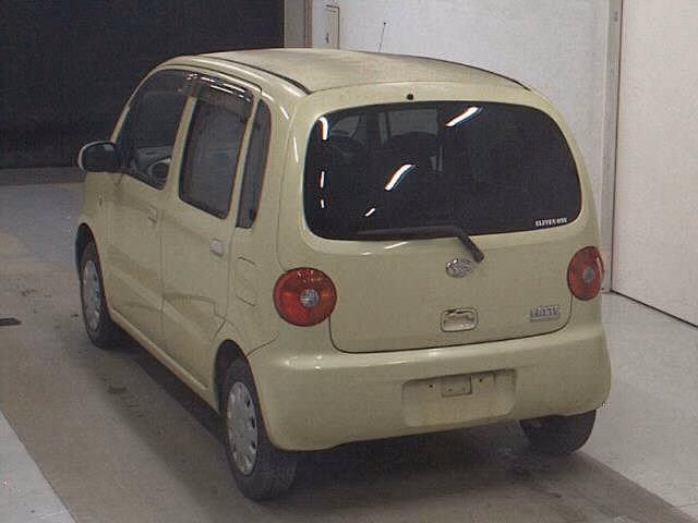 Daihatsu Move Latte
