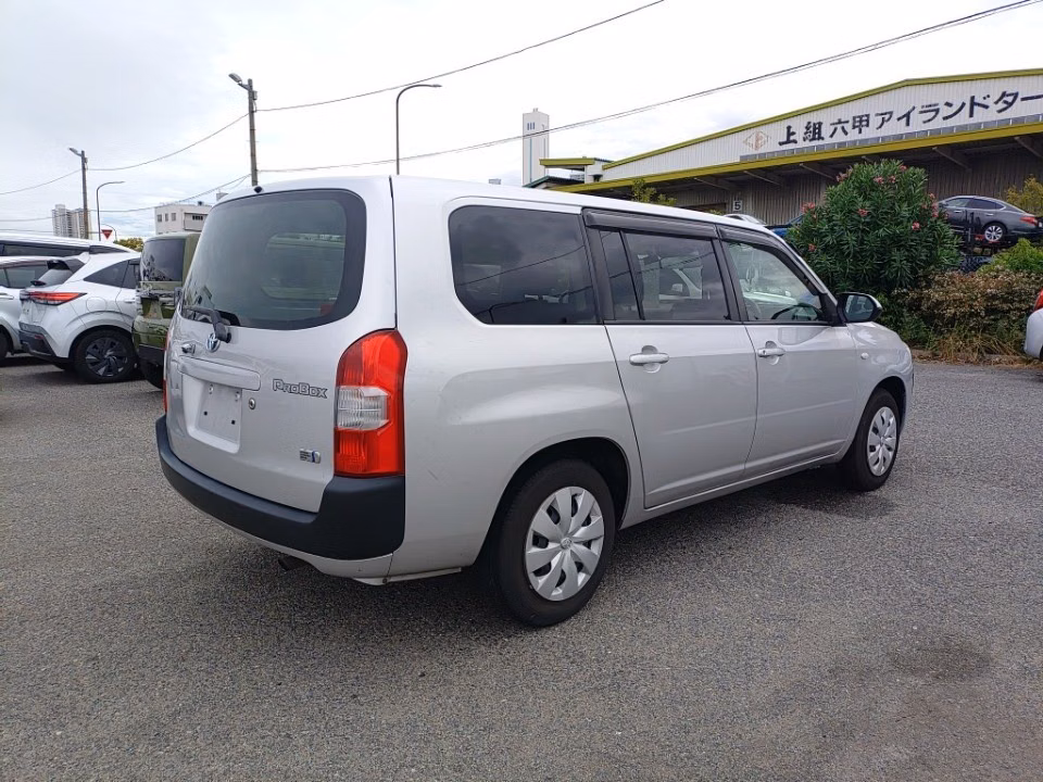 TOYOTA PROBOX