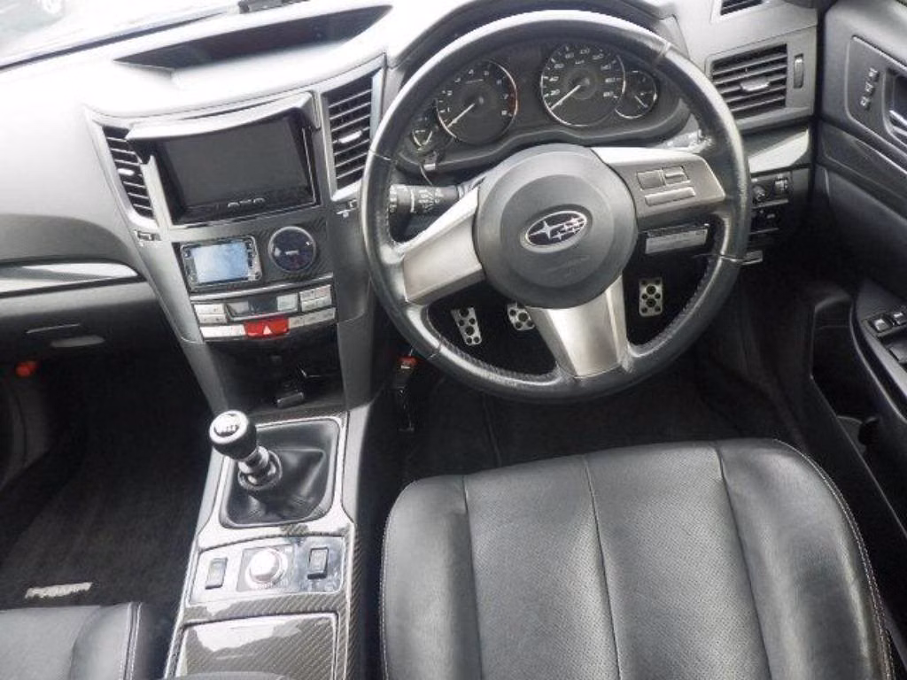 Subaru Legacy B4