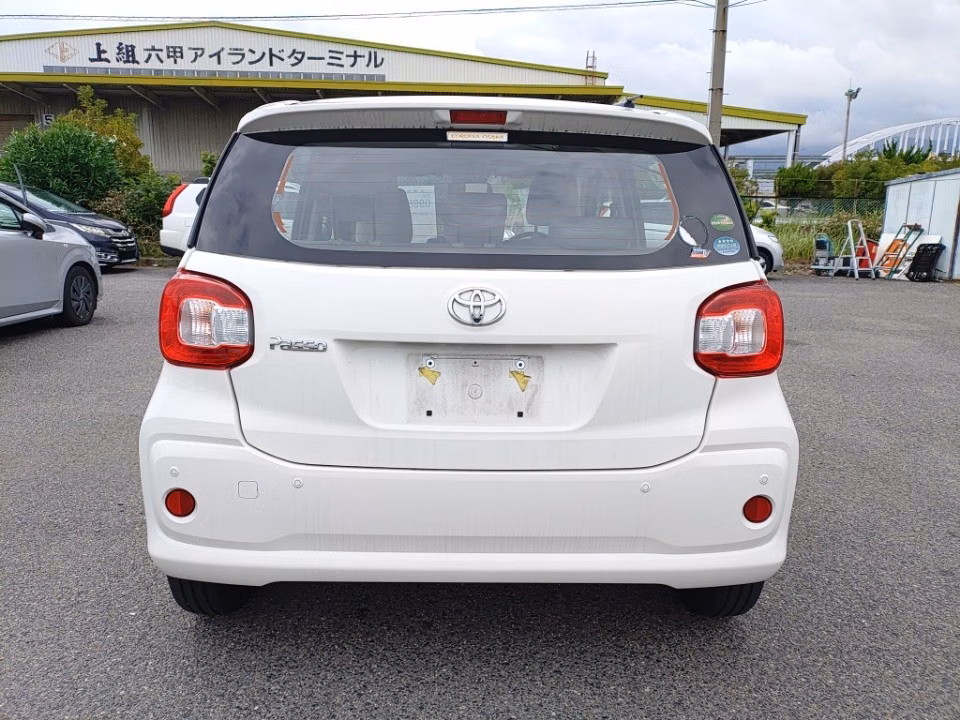 TOYOTA PASSO