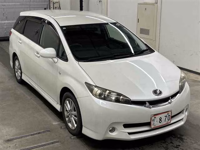 TOYOTA WISH
