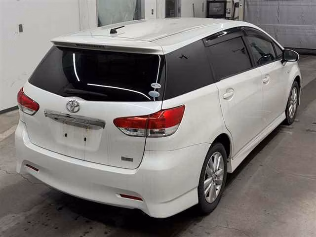 TOYOTA WISH
