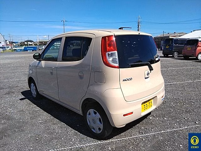 NISSAN MOCO