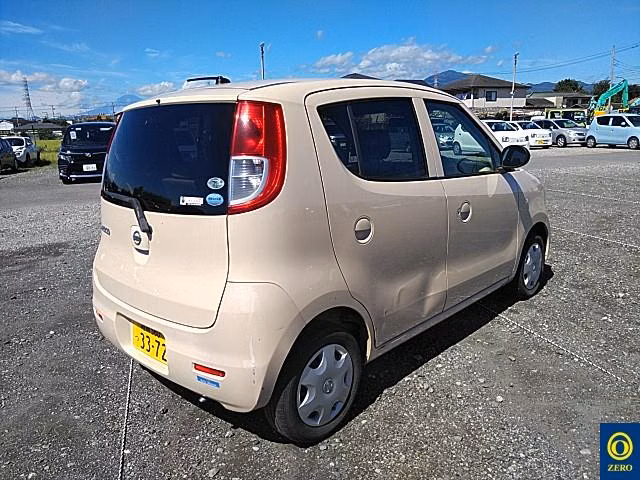 NISSAN MOCO