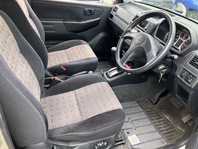 Mitsubishi Pajero Mini