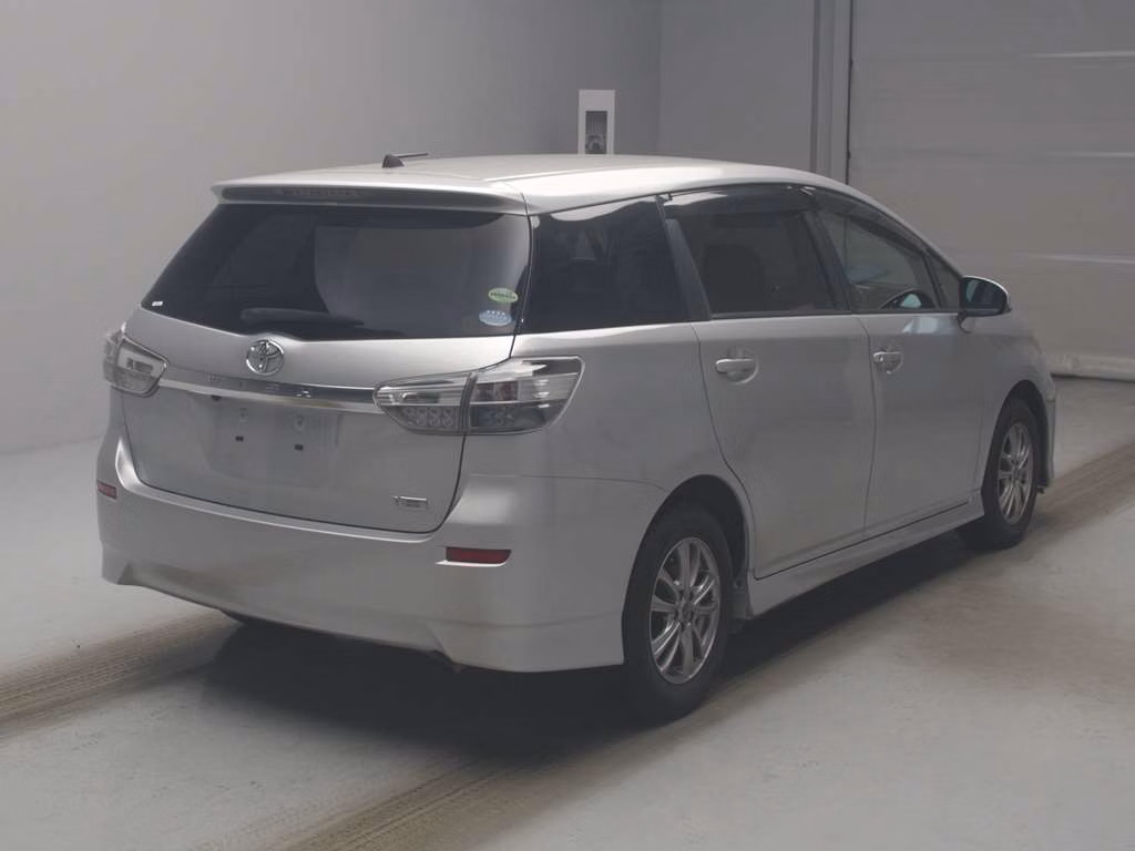 TOYOTA WISH