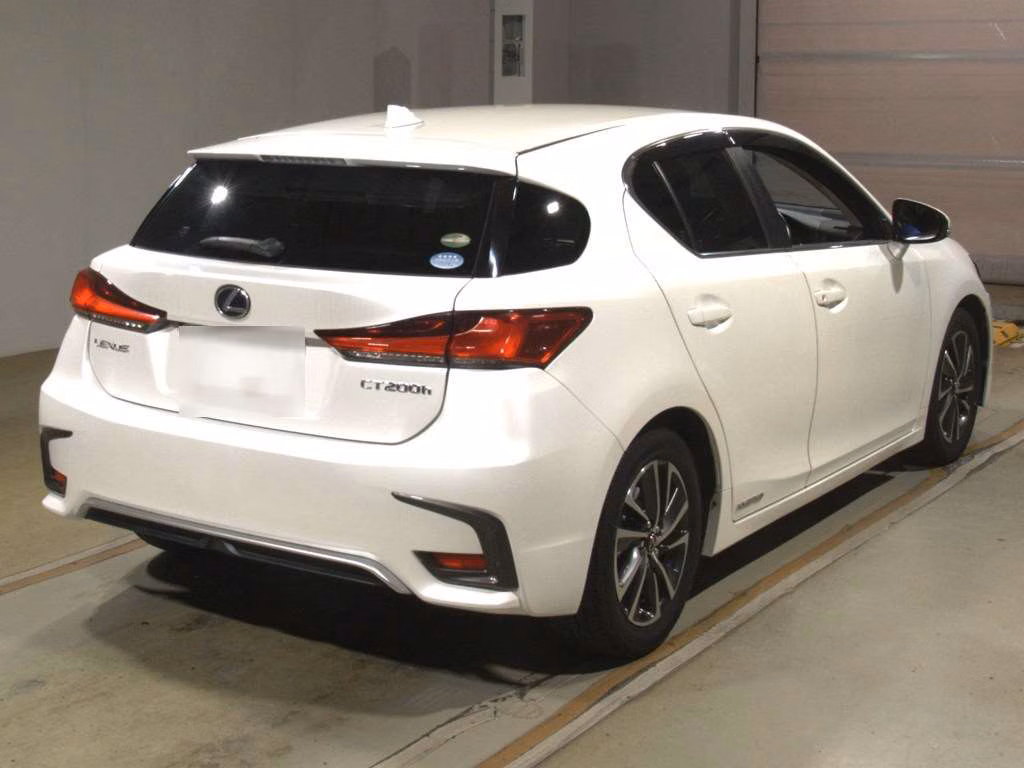 Lexus CT200h