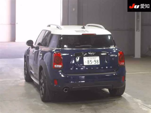 MINI CROSSOVER