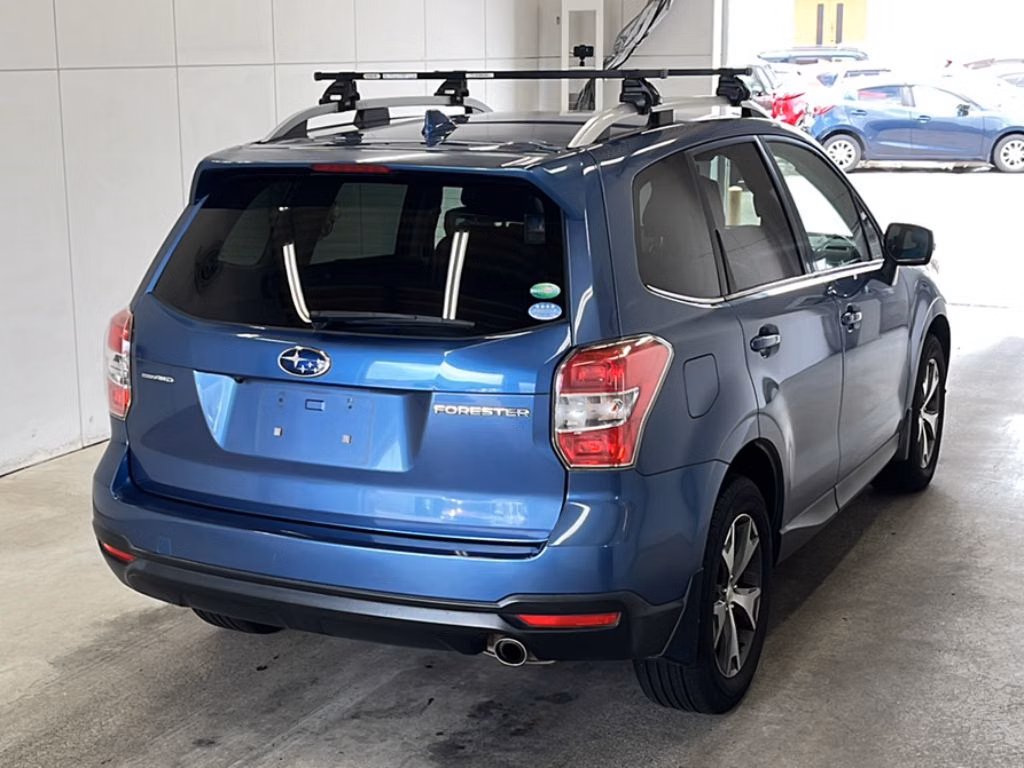 SUBARU FORESTER