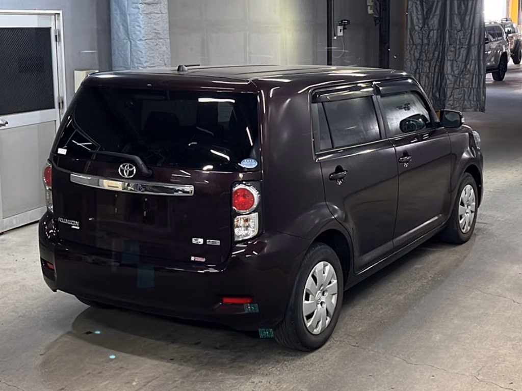 Toyota Corolla Rumion