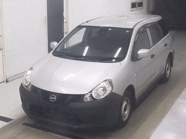 Nissan AD
