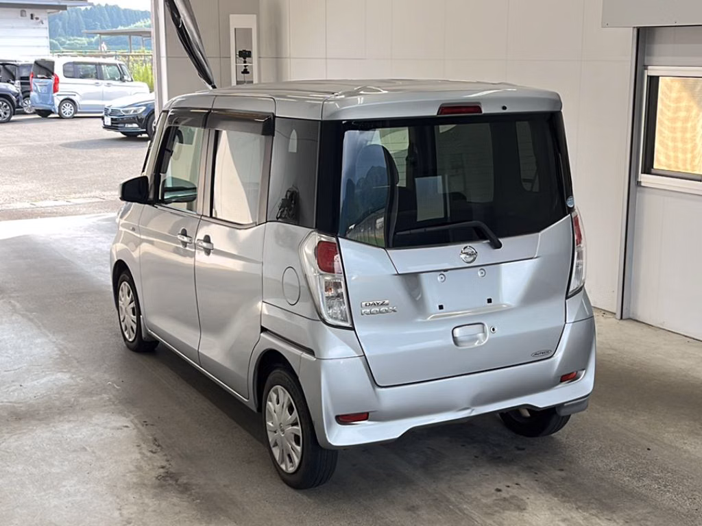 NISSAN DAYZ ROOX