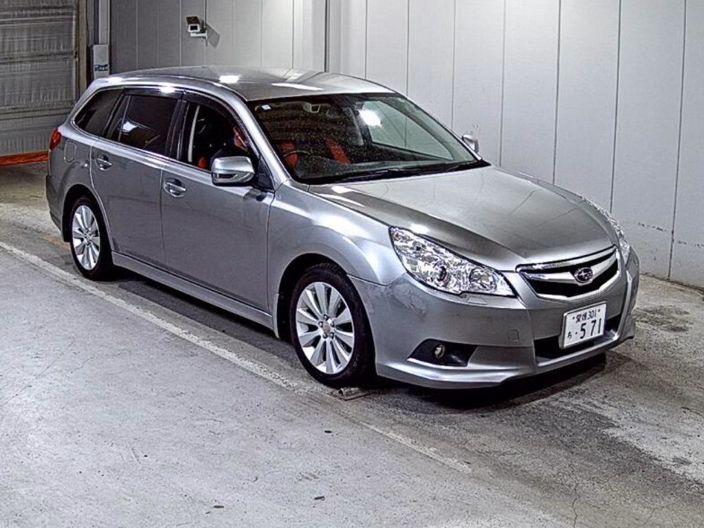 SUBARU LEGACY