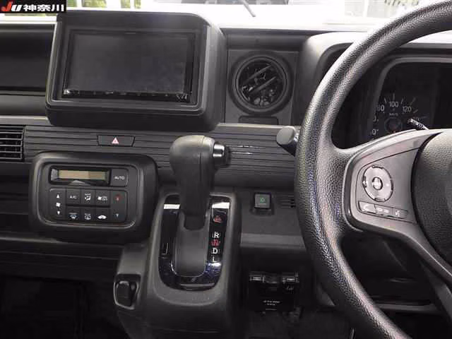HONDA N-VAN
