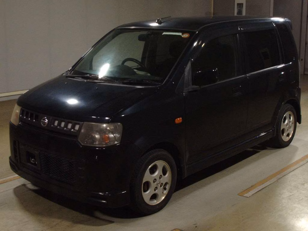 Nissan Otti