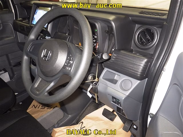 HONDA N-VAN