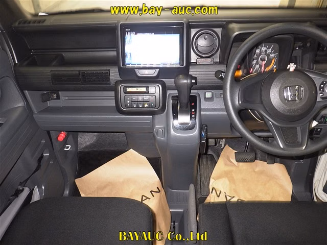HONDA N-VAN