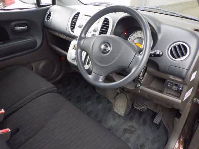 NISSAN MOCO