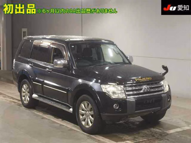 MITSUBISHI PAJERO