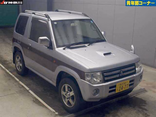 Mitsubishi Pajero Mini