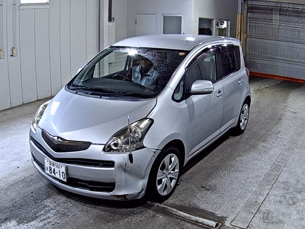 TOYOTA RACTIS
