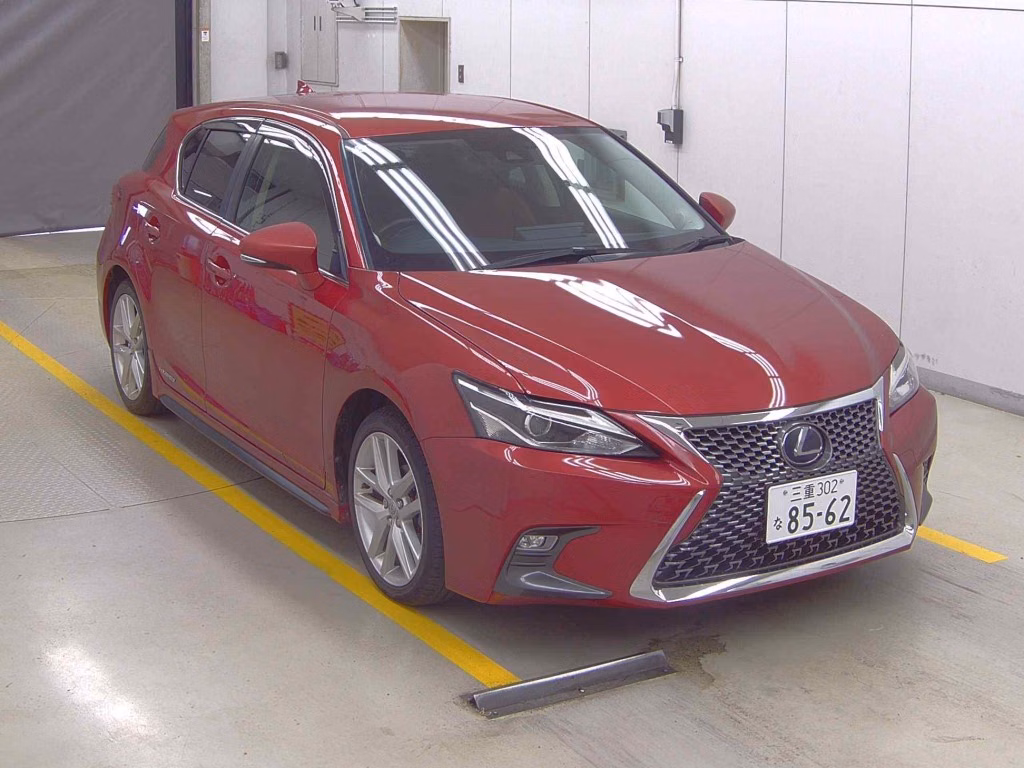 Lexus CT200h