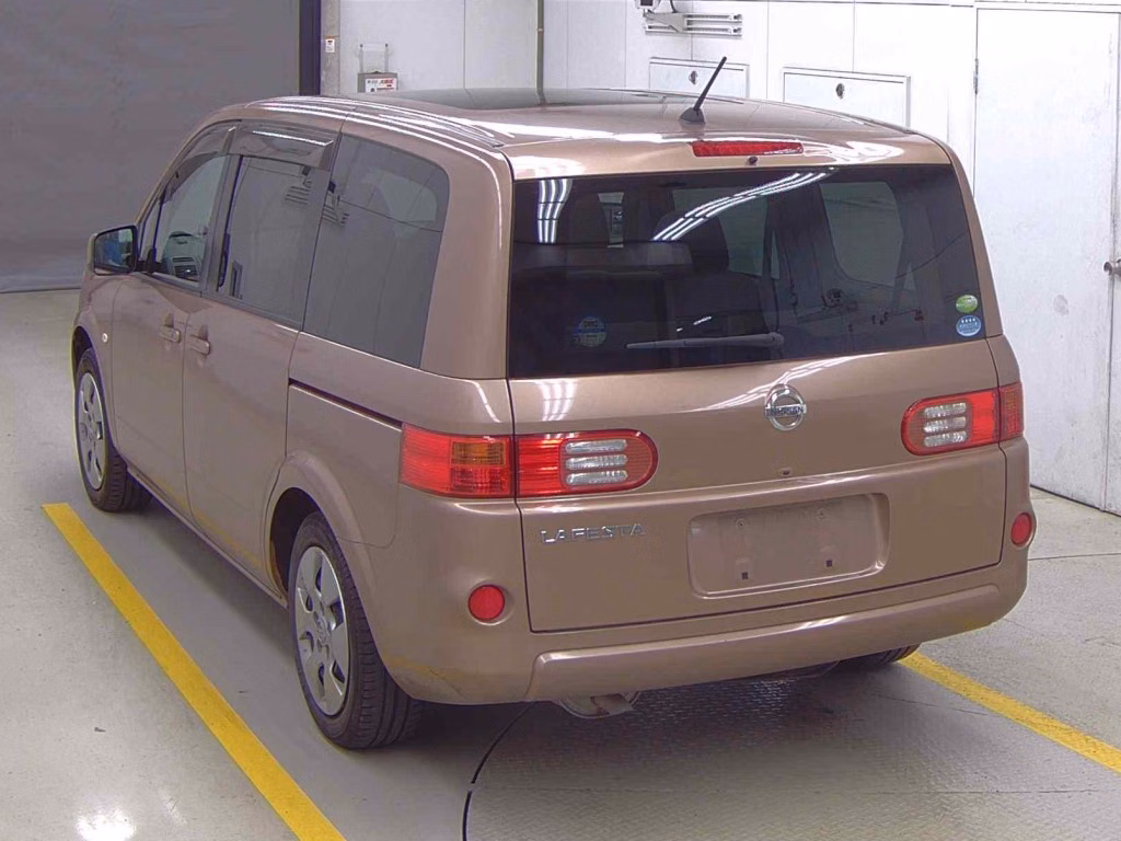 NISSAN LAFESTA