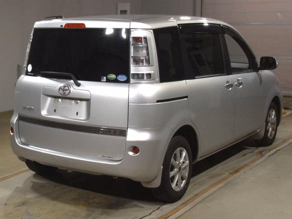 TOYOTA SIENTA