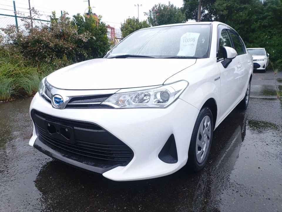 TOYOTA COROLLA AXIO