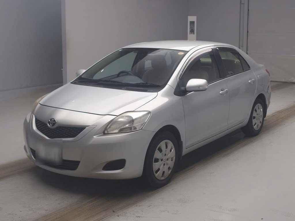TOYOTA BELTA