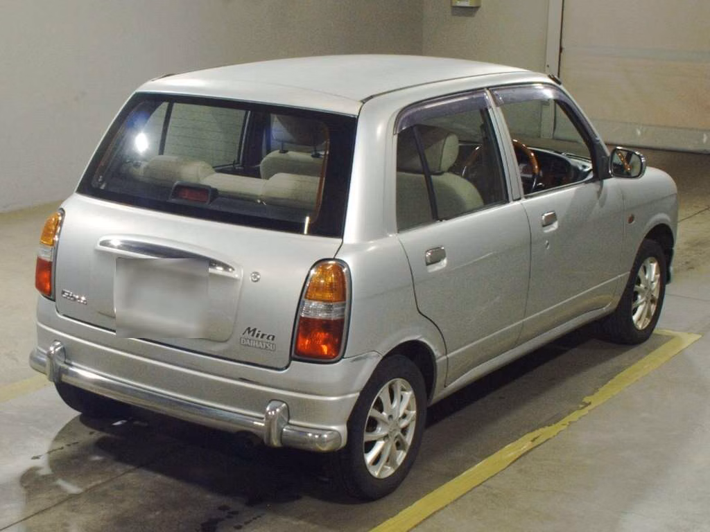 DAIHATSU MIRA GINO